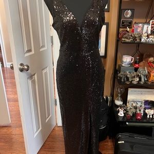 Small. Worn once! Just like new